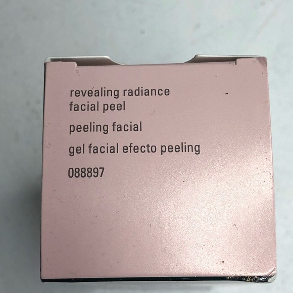 Timewise Repair Revealing Radiance Facial Peel 1.7 oz bottle.  I 11 - Picture 4 of 6